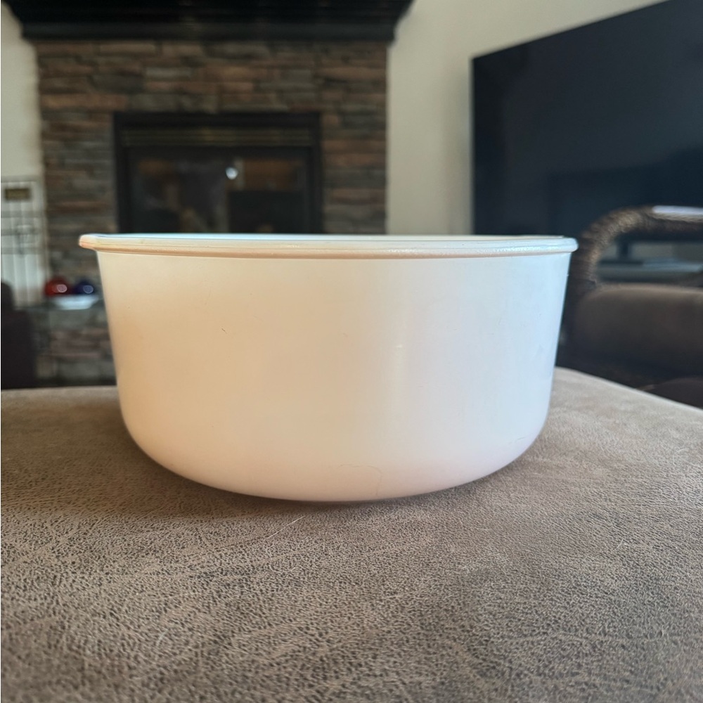 Sunbeam Glassbake Pink Mixing Bowl 19CJ